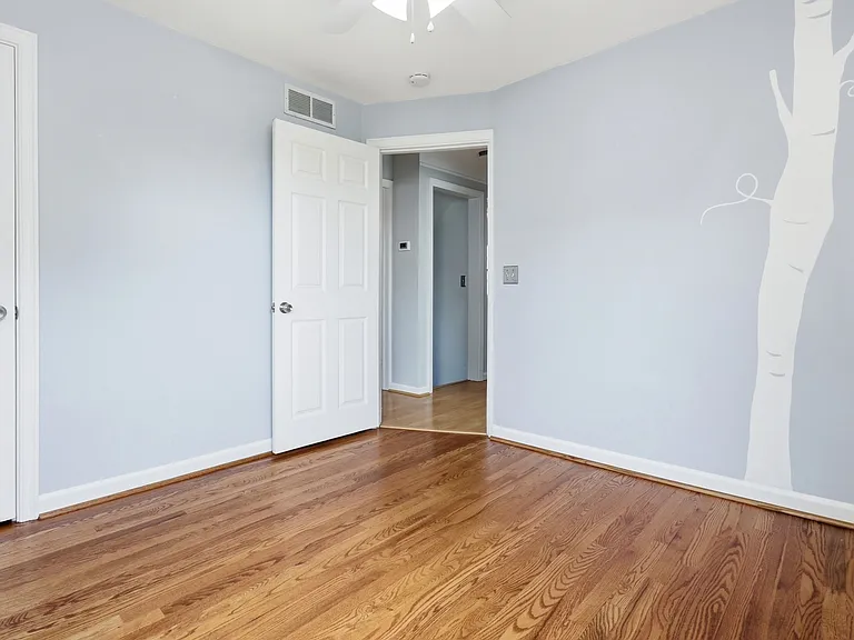 8330 Wexford Ave — Photo 19