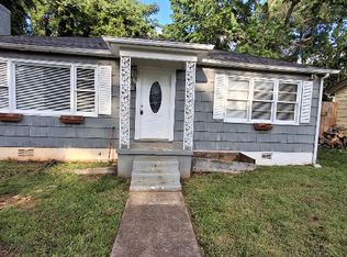 906 Appleby St NW, Huntsville, AL 35816