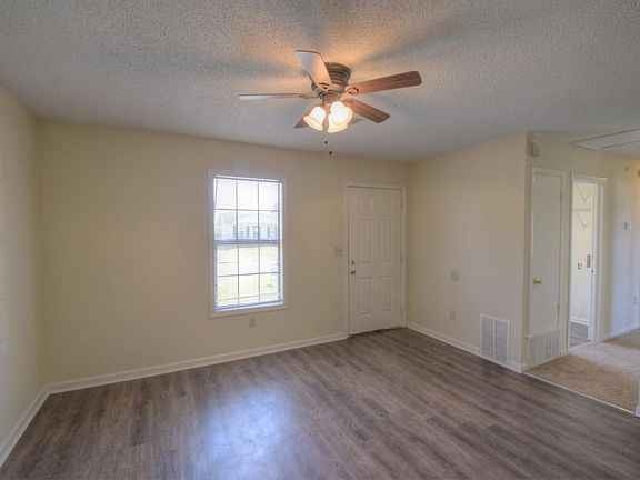 3rd image of 3320 Bestway Dr