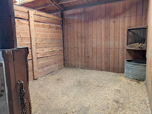 4th image of 11A City Shop Rd