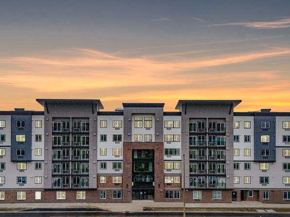 1915 Tacoma Ave S #611