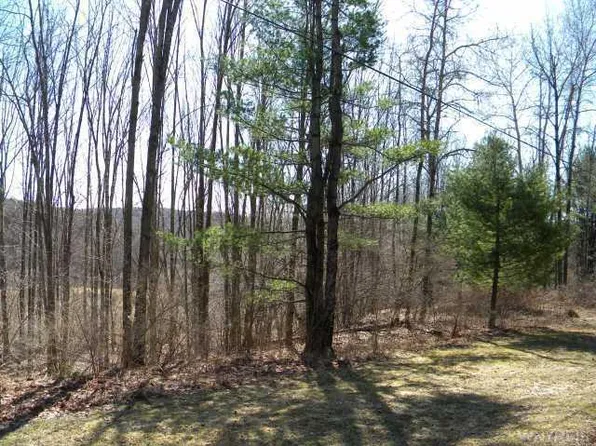 11 Red Oak Dr, Olean, NY 14760