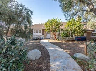 2921 Scott Rd, Burbank, CA 91504