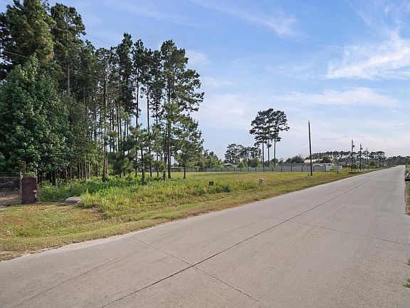 3rd image of 900 County Road 3545