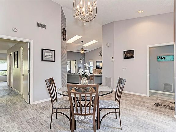4th image of 3944 Wilshire Cir E #169