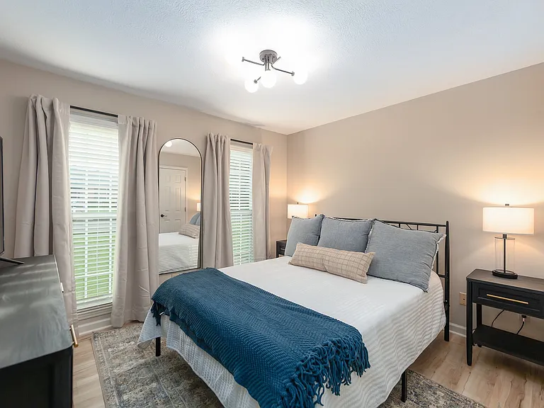 28 Greencastle Dr — Photo 6