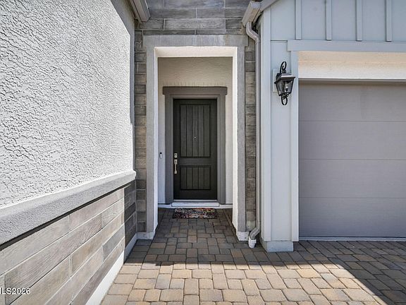 4th image of 3040 Desert Olive Dr