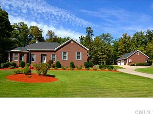 9200 Perth Ct, Concord, NC 28027