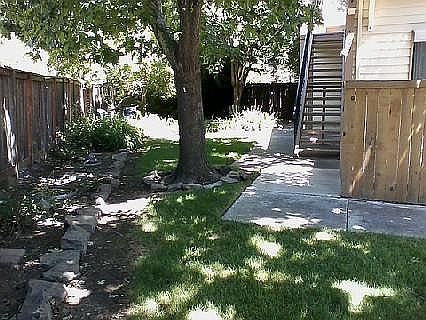 1st image of 109 Vista View Dr
