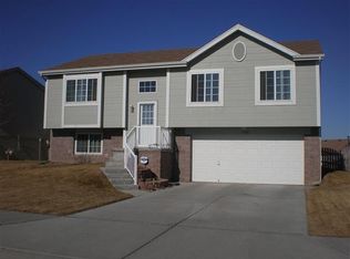 17266 Sprague St, Omaha, NE 68116