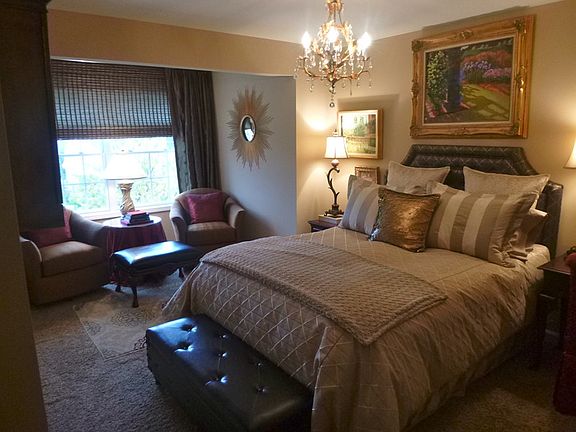 Master Bedroom : Beautifully decorated and furnished completely. Western view of mountains.
