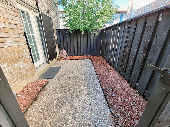 4th image of 7900 Westheimer Rd APT 255