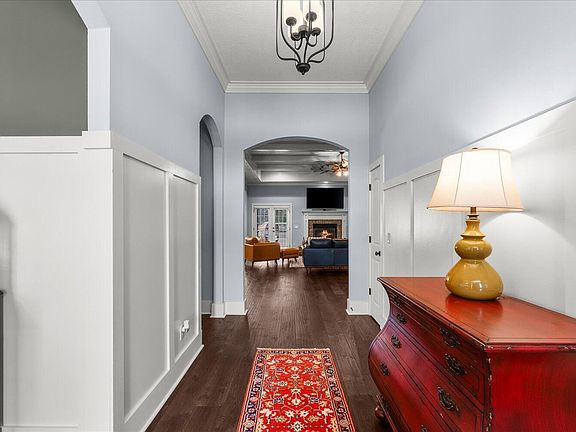 5th image of 630 Bellingham Drive