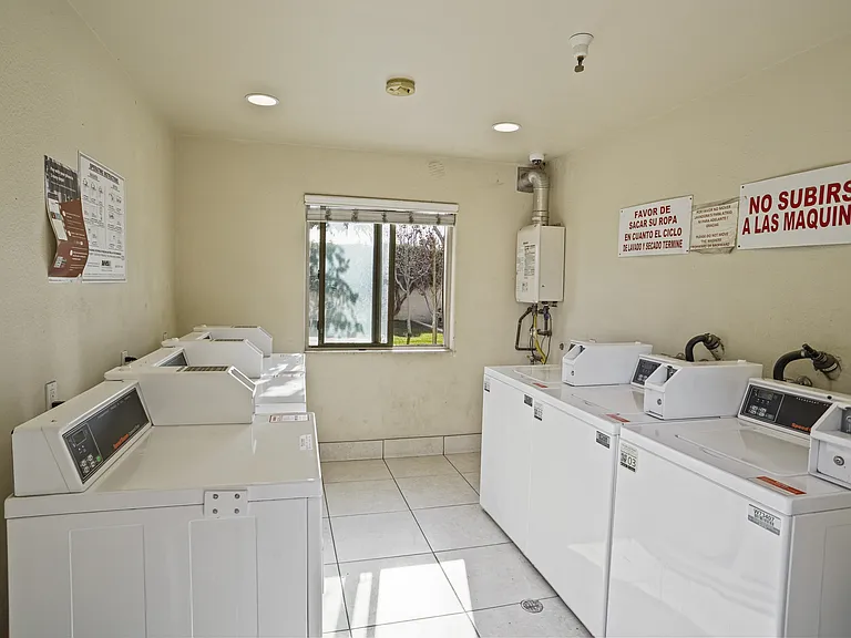 12713 San Fernando Rd #107 — Photo 11