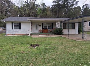 1211 Webb St, Henderson, TX 75654