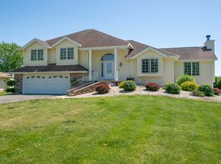 2302 E West Hart Rd, Beloit, WI 53511