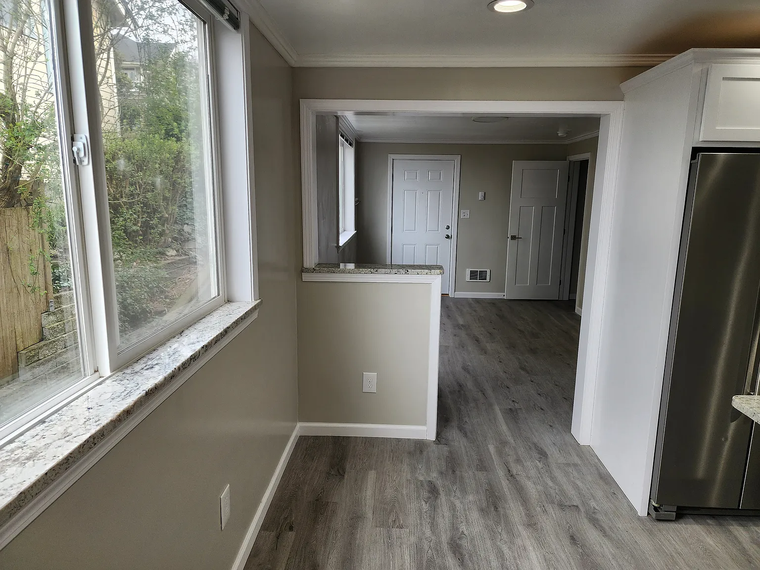 2 bed, 800 sqft, $2,450 — Photo 4
