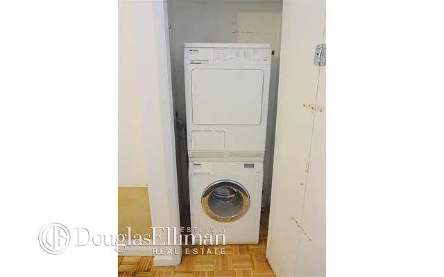 Rented by Douglas Elliman | media 21