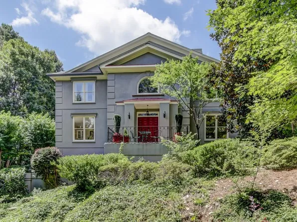 1385 W Nancy Creek Dr, Atlanta, GA 30319