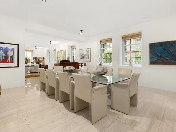 860 Park Avenue image 4 of 19