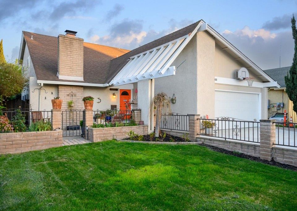 1st image of 4188 Monet Cir