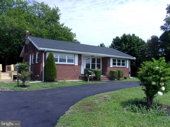 36 Park Ave, Berlin, NJ 08009