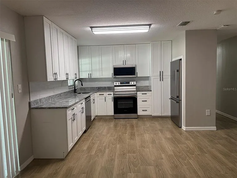 1008 N Bracewell Dr — Photo 19