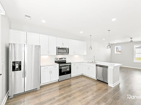 3rd image of 603 Mason Ward Pl
