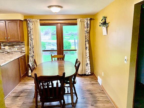 4th image of 205 Vista Dr