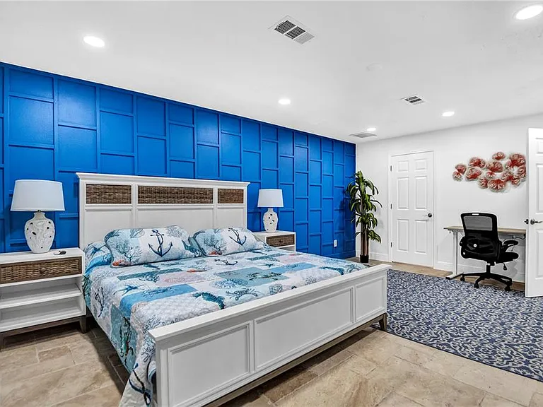 31 Lands End Ln — Photo 33