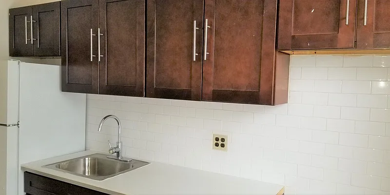 Rented by Duradox Management LLC | media 8