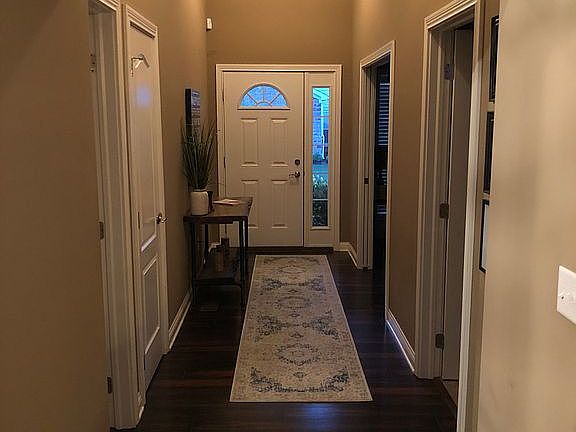 2nd image of 4658 Newport Loop W