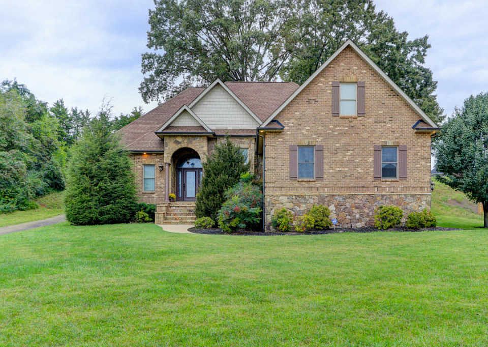 1st image of 11849 Lakehurst Ln