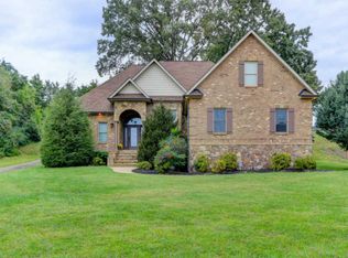 11849 Lakehurst Ln, Knoxville, TN 37934