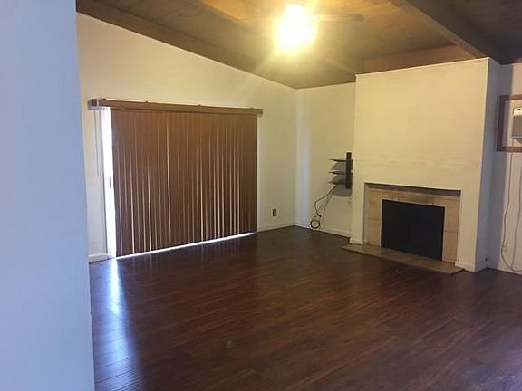 5th image of 6116 N Harrisburg Pl