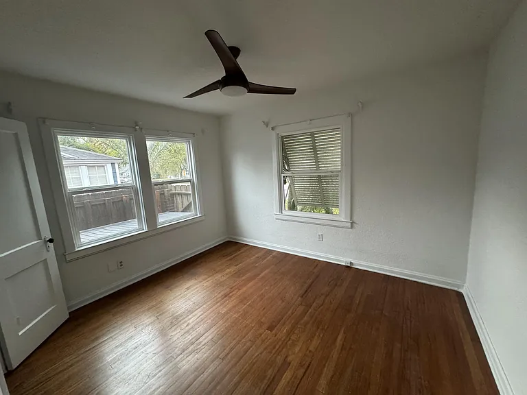 1345 W Smith St — Photo 20
