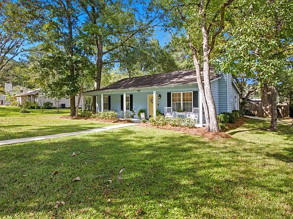 4th image of 900 McGuire Ct