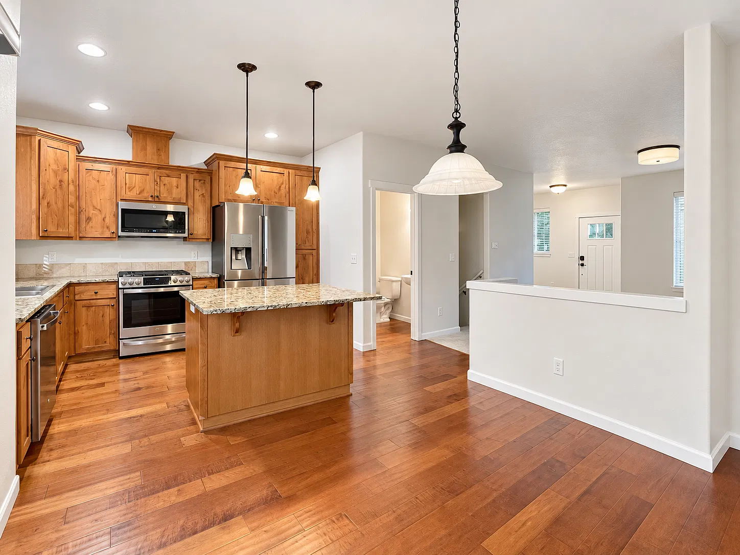 3 bed, 2.5 bath, 1561 sqft, $2,650 — Photo 1