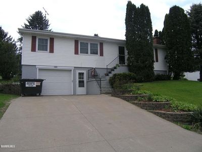 102 E Poplar Dr, Elizabeth, IL, 61028