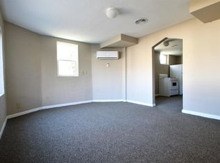 3208 California St APT 4, Omaha, NE 68131