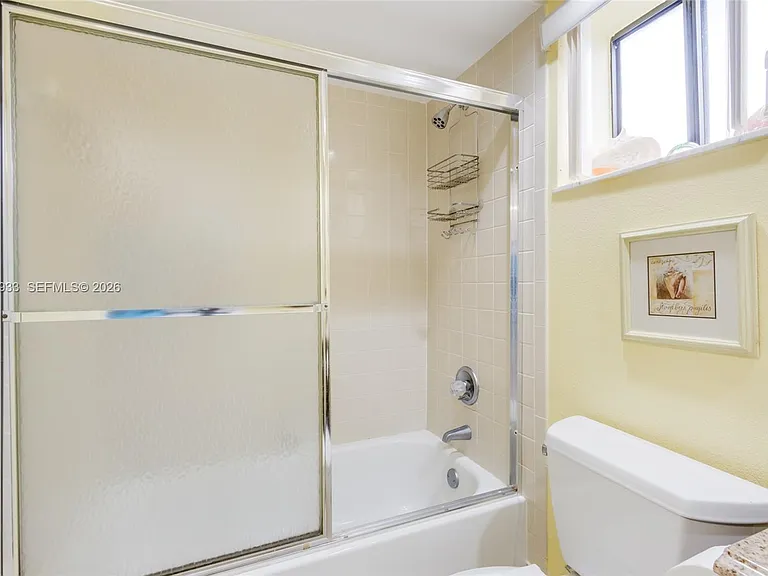 1410 Sheridan St #9I — Photo 8