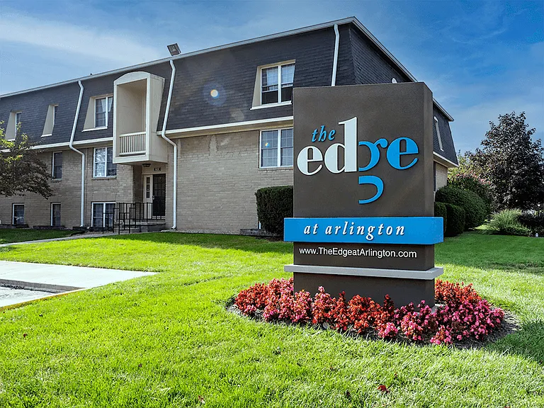 Welcome to The Edge at Arlington!
