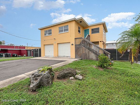 3rd image of 624 S Grannis Ave