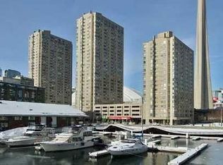 250 Queens Quay W #1608, Toronto, ON M5J 2N2
