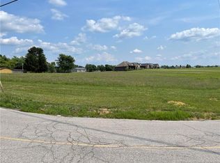 8860 Starlight Rd, Floyds Knobs, IN 47119