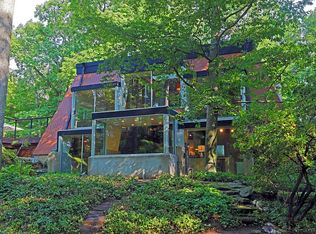 11 Pine Ridge Rd, Bedford, NY 10506