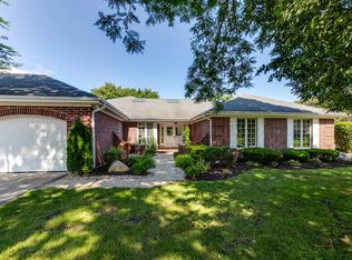 2821 Acacia Ter, Buffalo Grove, IL 60089