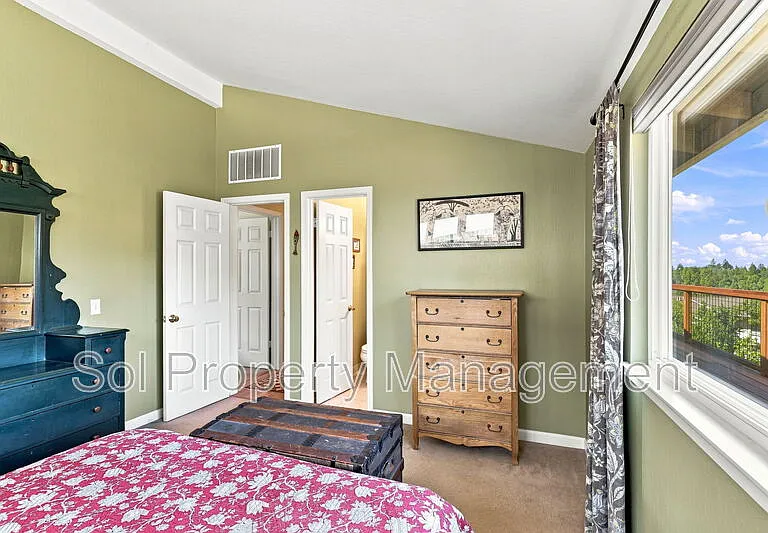 140 Spaten Way — Photo 11