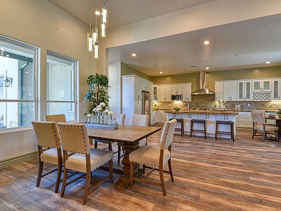 5th image of 20518 Nob Hill Cir