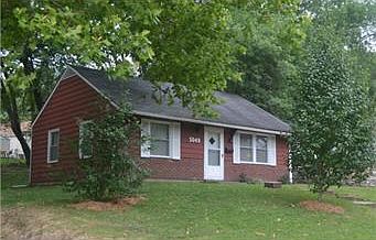 2nd image of 5049 Forest Ave